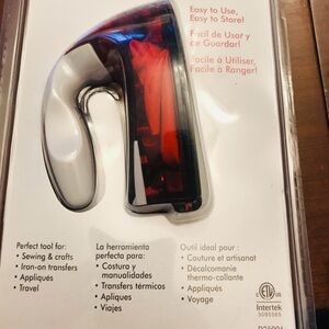 #1374= Red/White Handy Press Craft Tool. Iron-On Transfer mini patches.